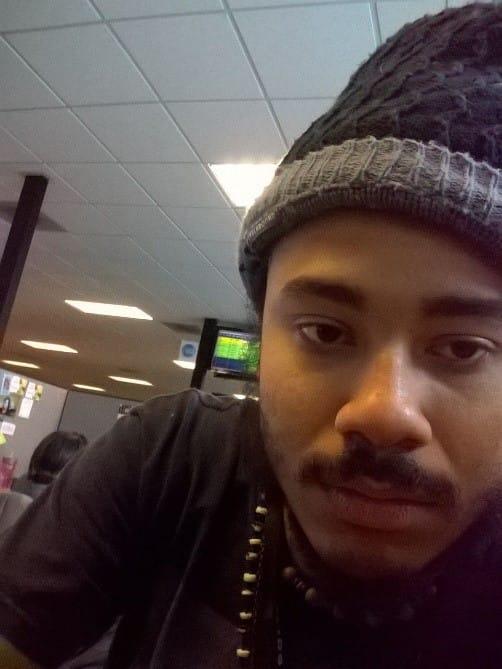 Gilbert antes — frustrado en el call center